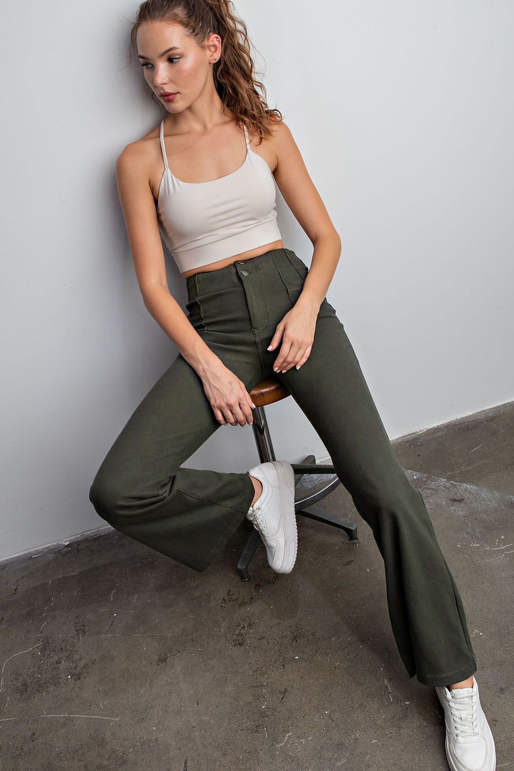 Triple Stretch Cotton Twill Wide Leg Double Button Trousers in Olive