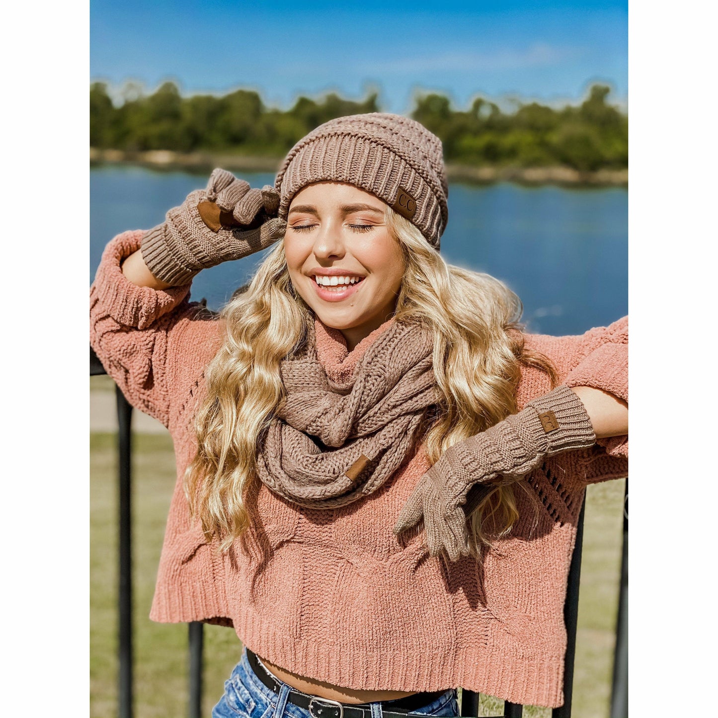Solid Cable Knit CC Gloves: New Candy Pink