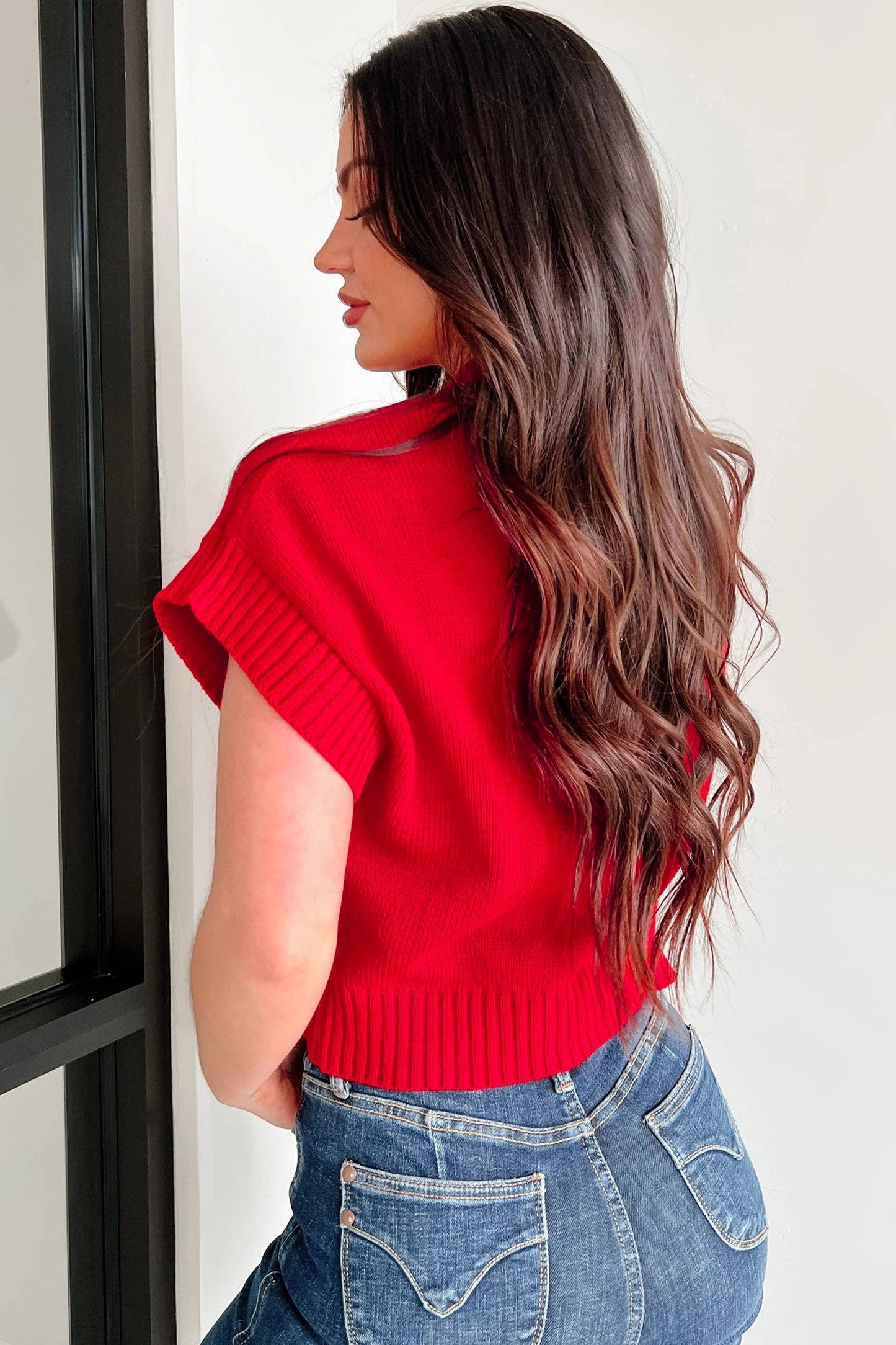 Fiery Red Valentine Heart Graphic Cropped Short Sleeve Sweater