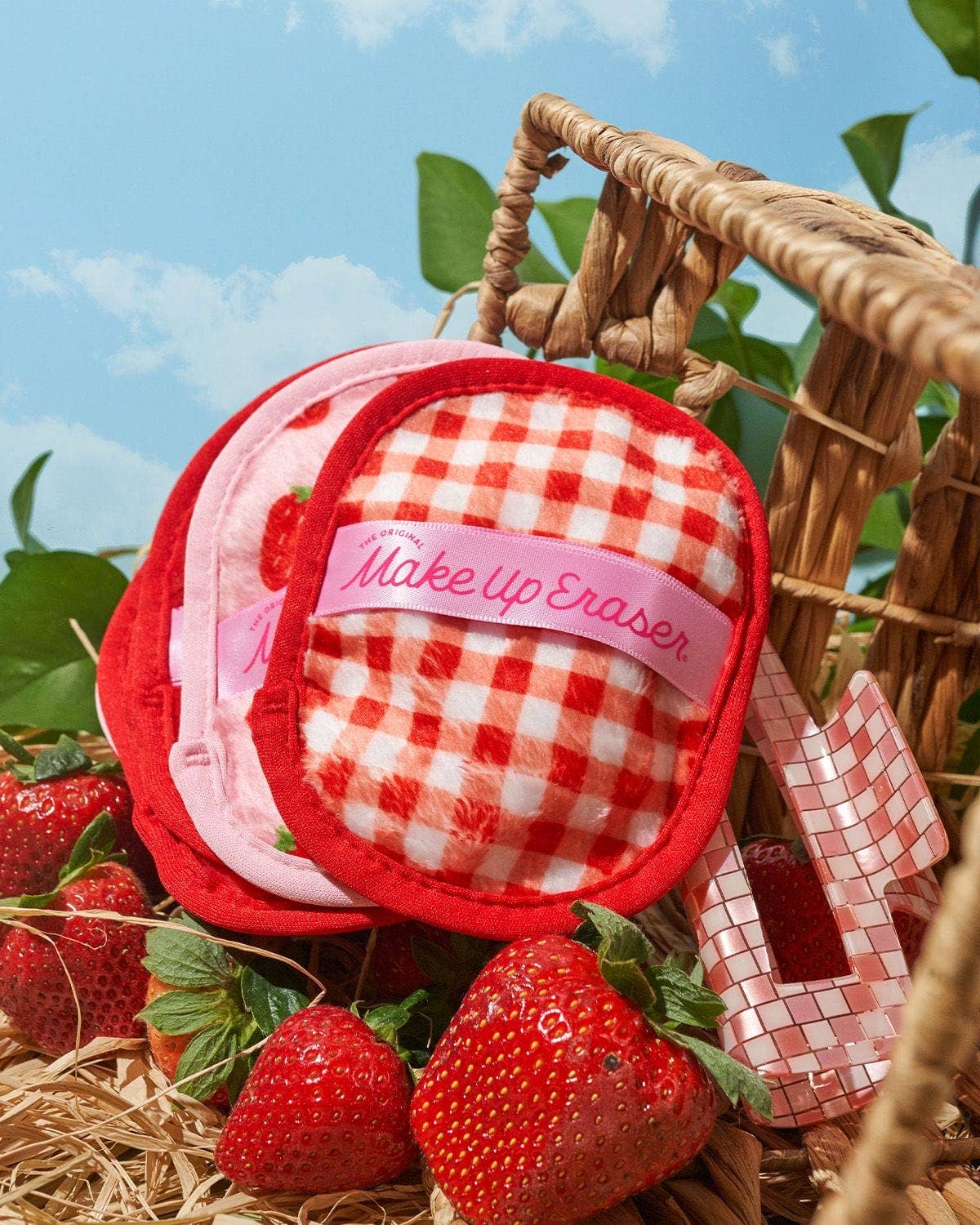MakeUp Eraser Strawberry Fields 7-Day Set | Limited Edition