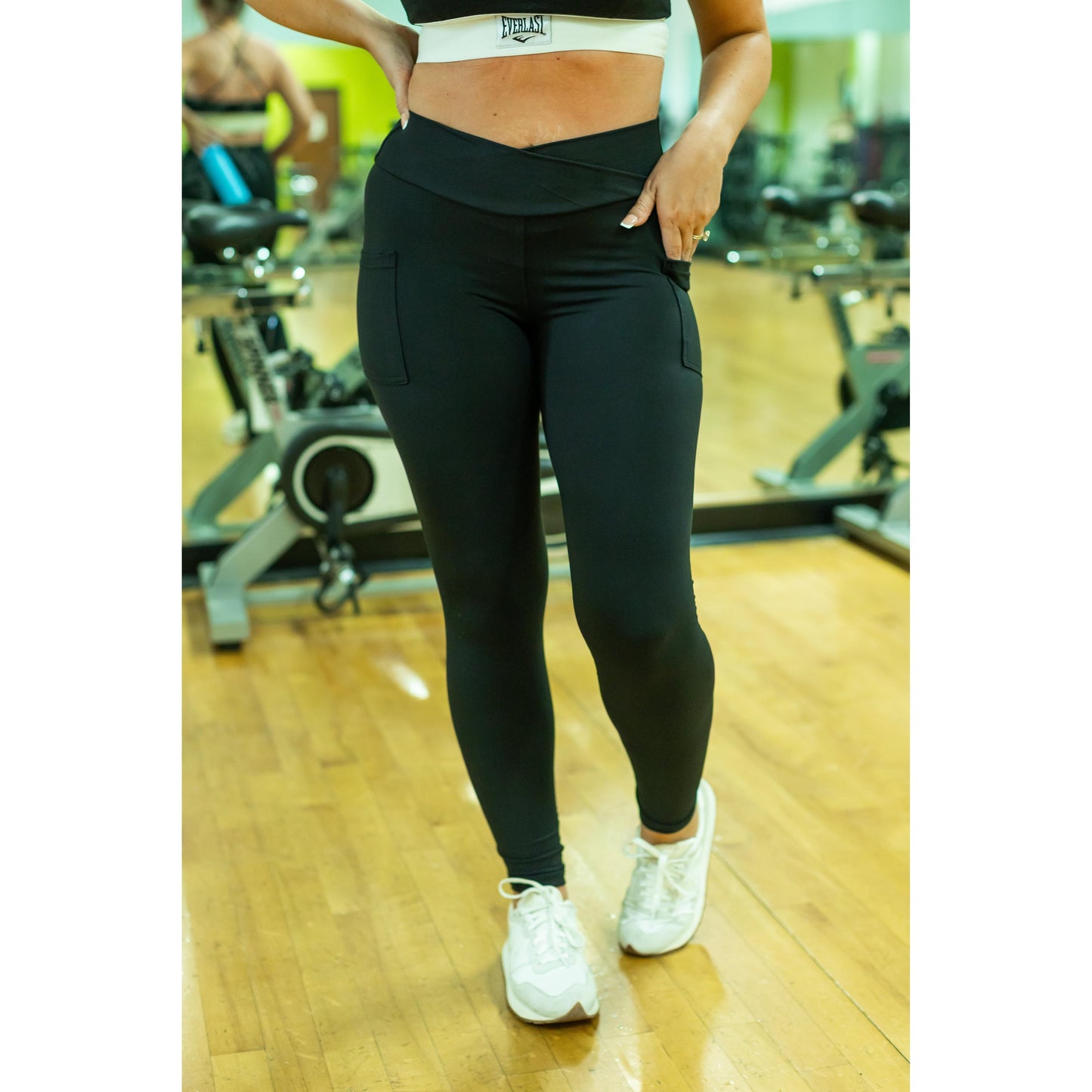 The Stephanie - Crossover BLACK Pocket Full Length Leggings