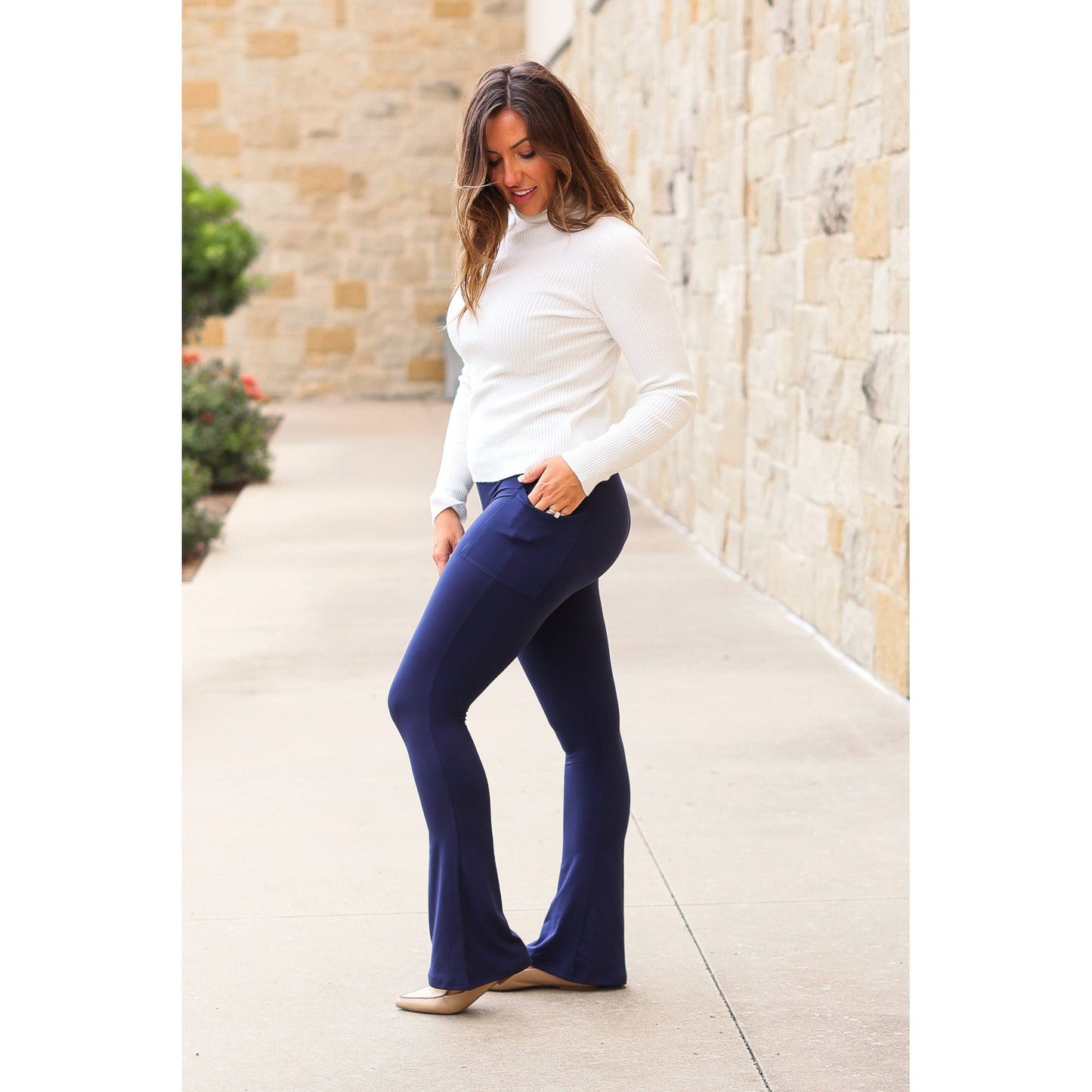 The Niko - Navy FLARE Leggings with Pocket