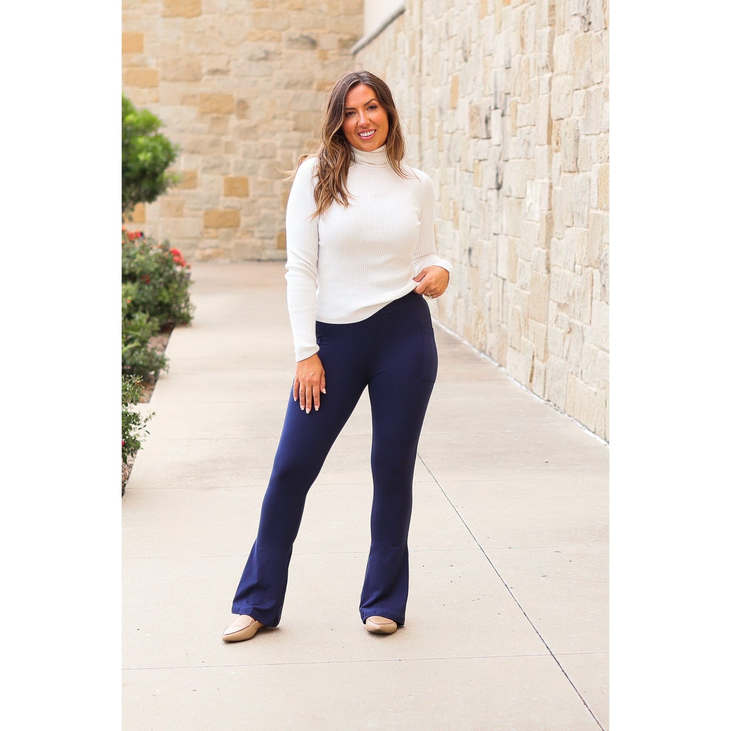 The Niko - Navy FLARE Leggings with Pocket