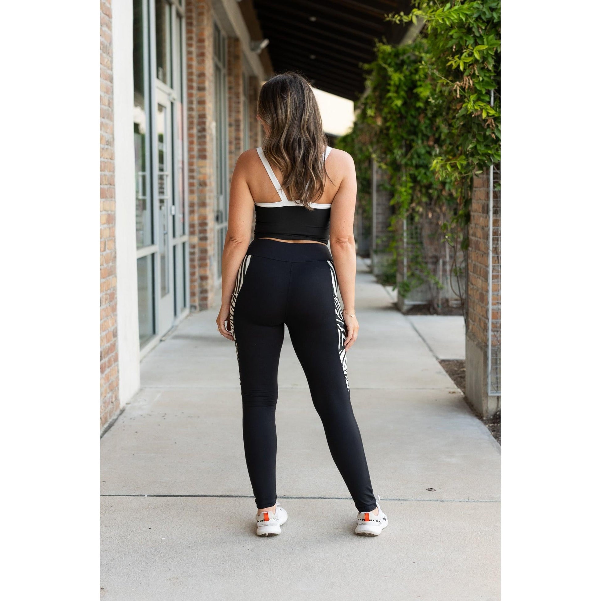 Women’s black leggings with zebra print panels  Stretchy leggings withflattering fit"