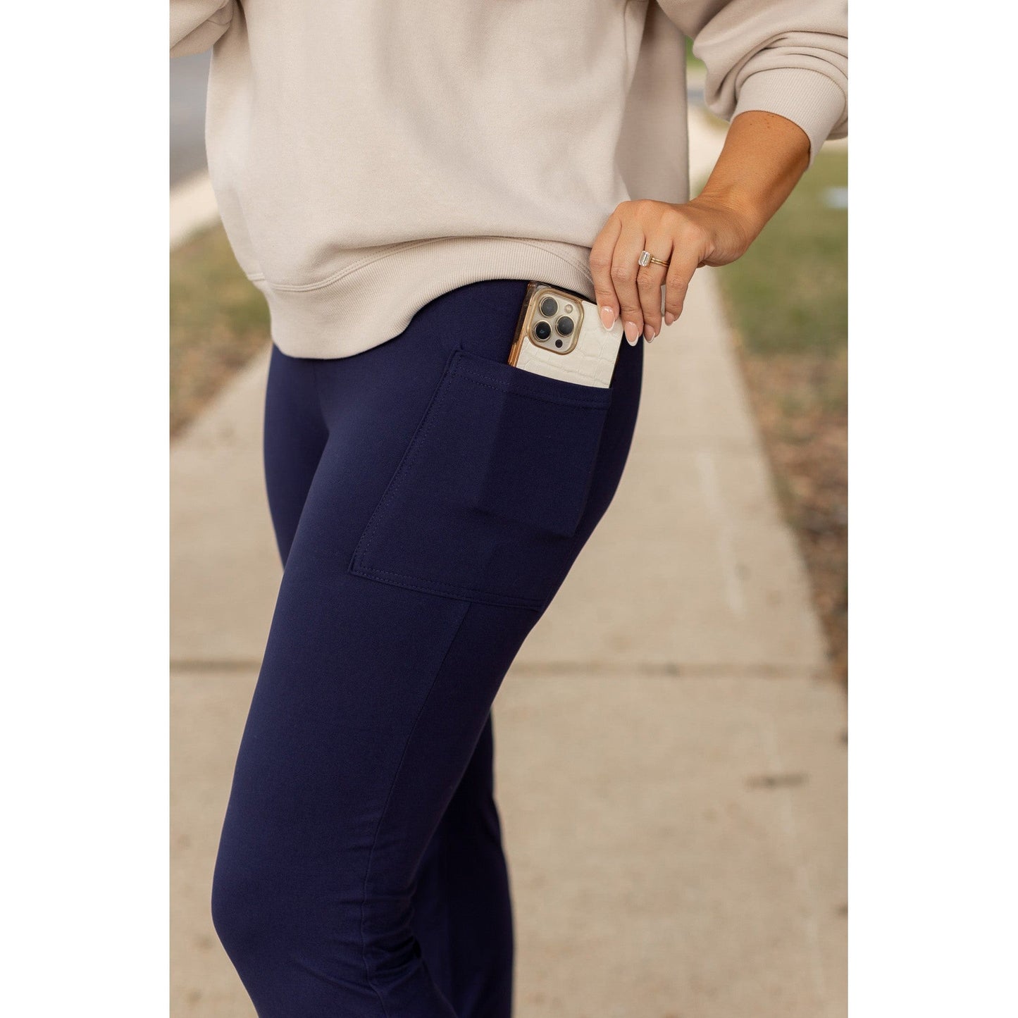 The Mila -  NAVY Bootcut Leggings with Pockets