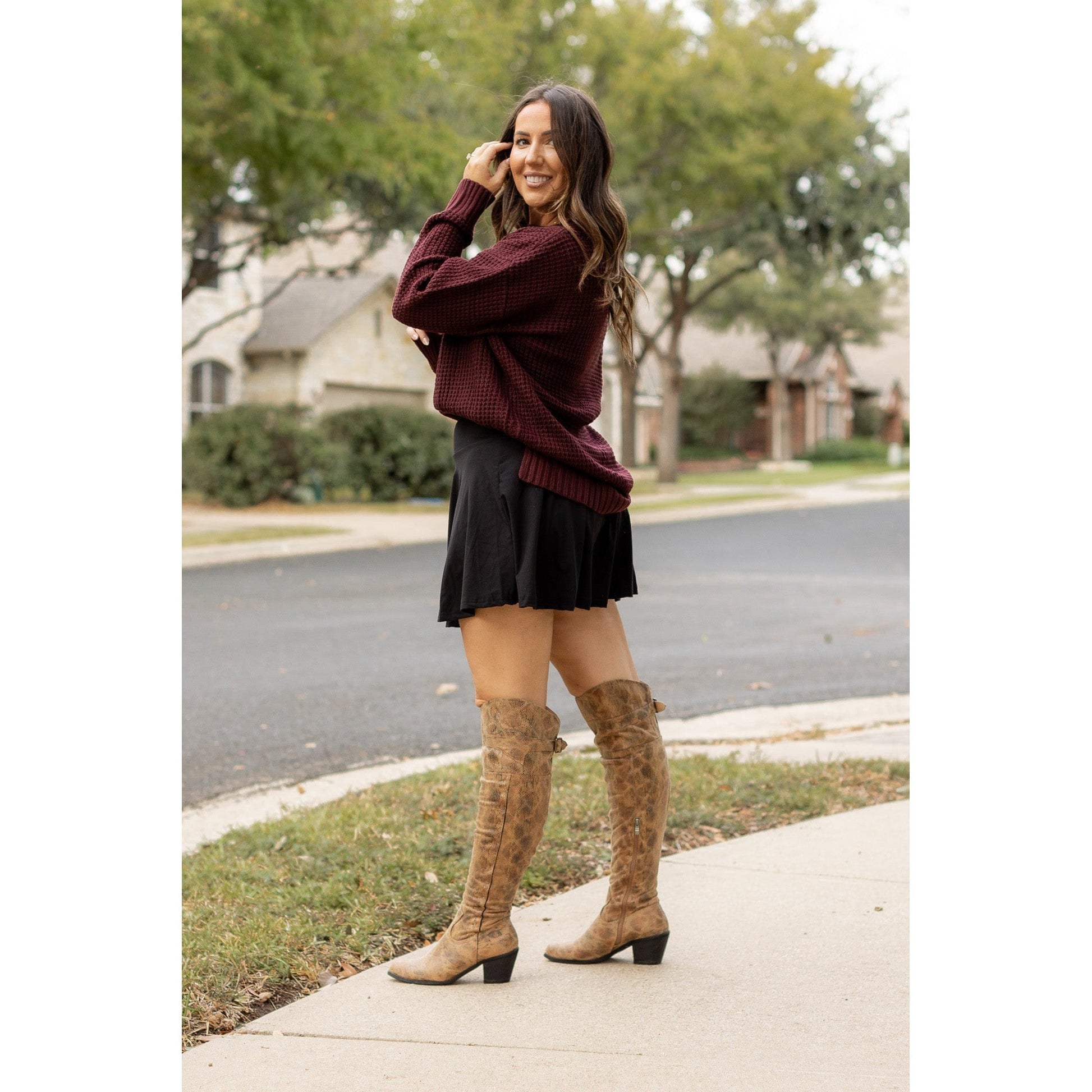 Julia Rose The Brielle black skort, Women wearing black skort with built-in shorts