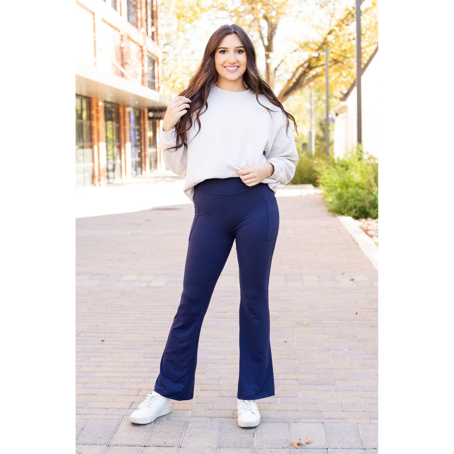The Mila -  NAVY Bootcut Leggings with Pockets