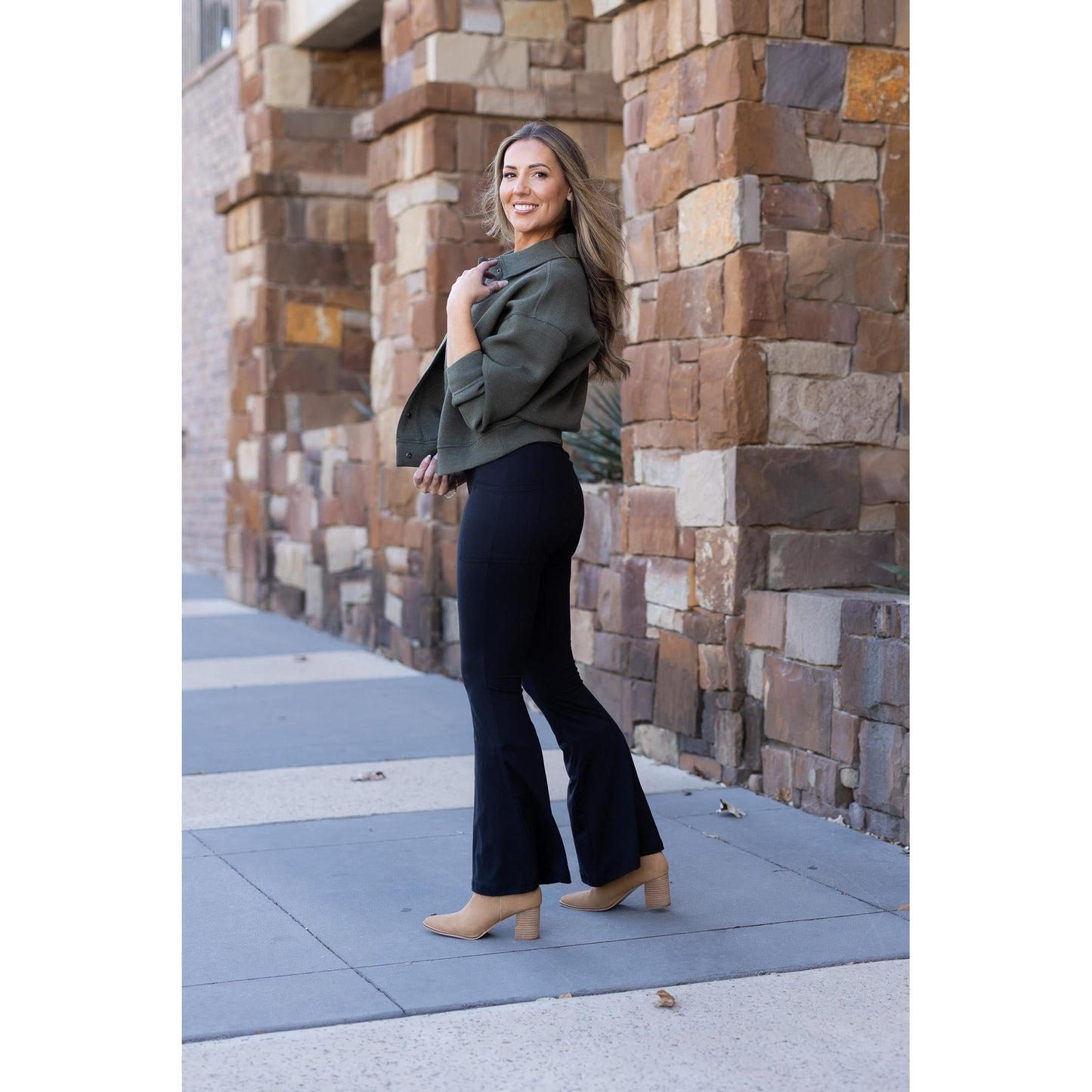The Natalie Black Super Flare Leggings