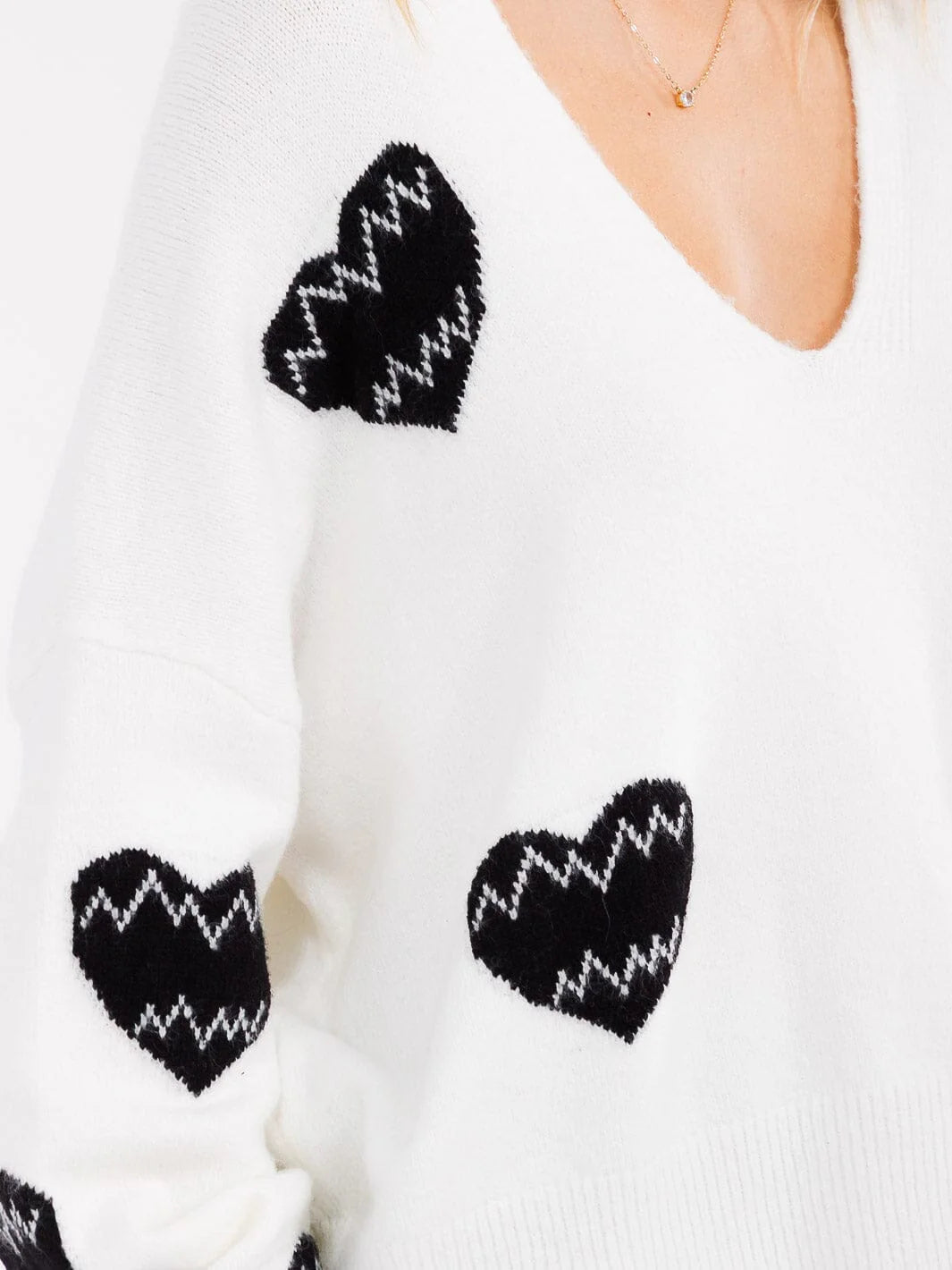 V-Neck Heart Pattern Knit Sweater